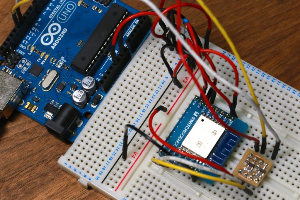 Arduino UNO + ESP-WROOM-02(ESP8266)